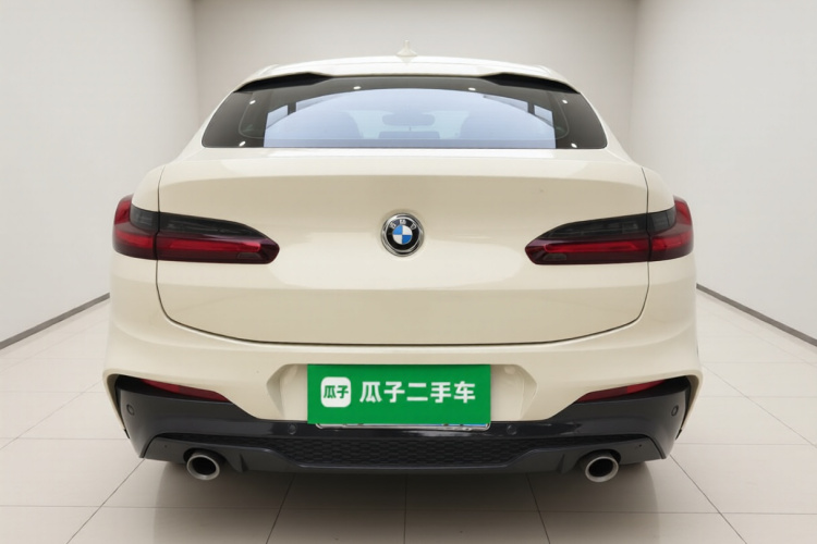 宝马X4 2020款 xDrive25i M运动套装车身外观6