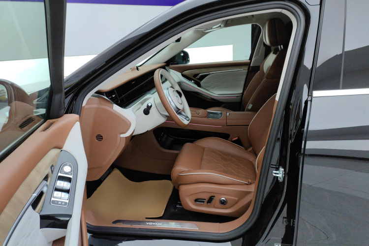 岚图汽车 岚图FREE 2024款 超长续航智驾版中控内饰19