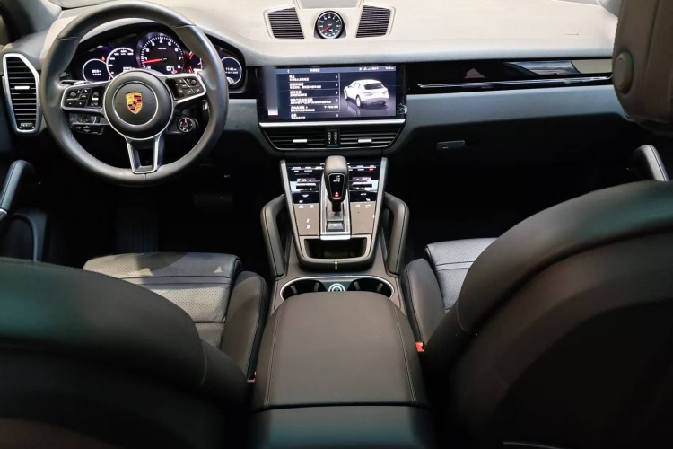保时捷 2018款 Cayenne 3.0T中控内饰7004