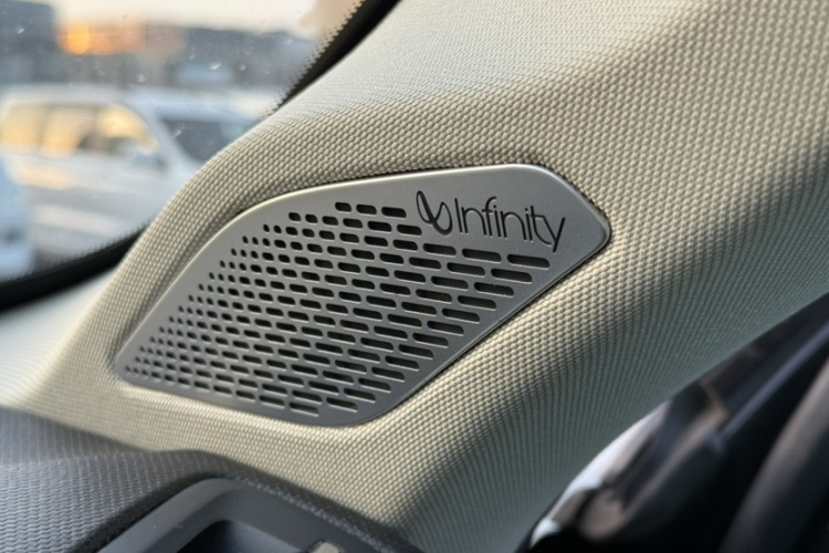 领克01 2021款 2.0TD 两驱型Pro中控内饰7002