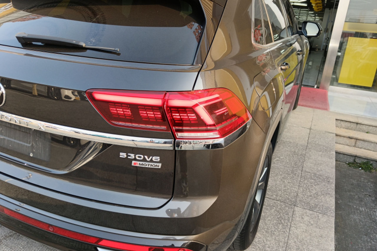 大众 途昂X 2021款 330TSI 两驱豪华版车身外观9