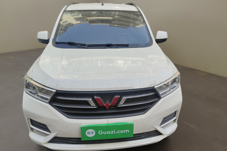 五菱汽车 五菱宏光 2018款 1.5L S标准型L2B车身外观2