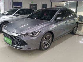 比亚迪 秦PLUS 2024款 荣耀版 DM-i 55KM领先型