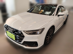 奥迪A7 2025款 45 TFSI 臻选型