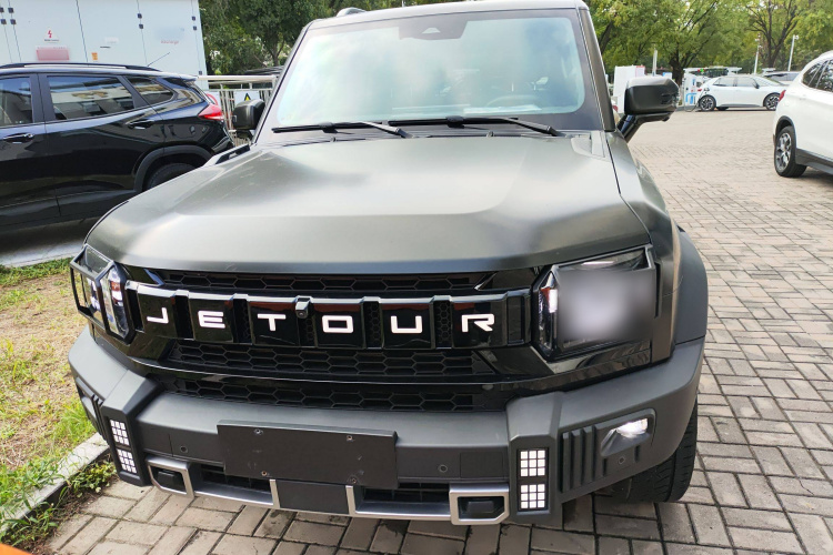 捷途旅行者 2023款 2.0T 四驱穿越PRO+车身外观2