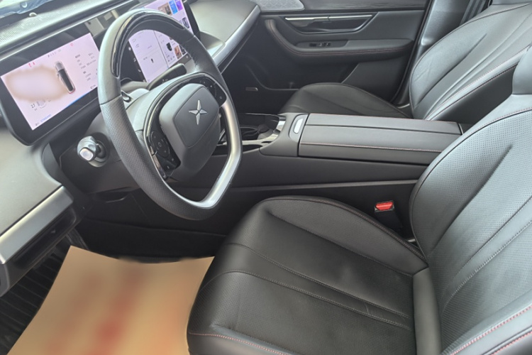 小鹏P7 2020款 586N中控内饰7003