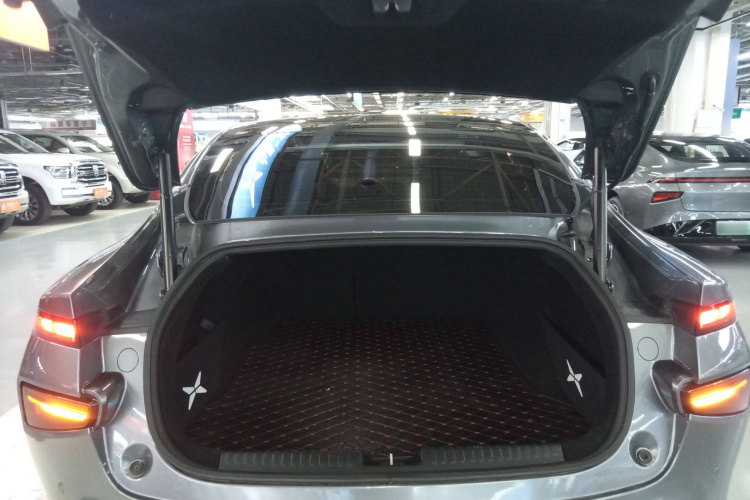 小鹏P7 2020款 670N局部细节23