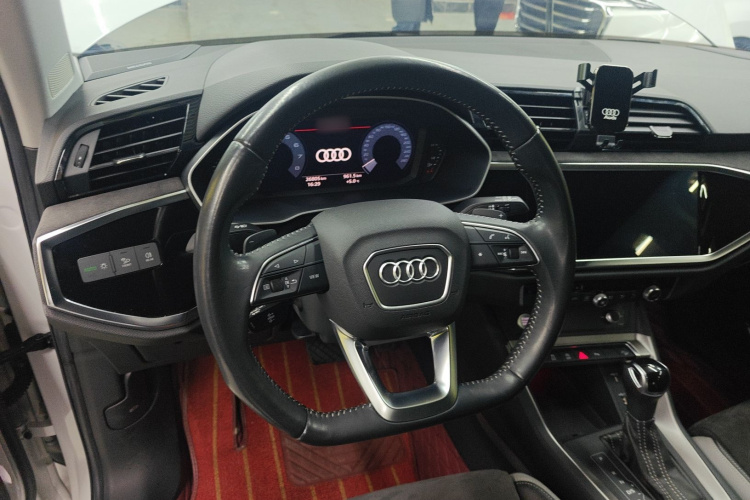 奥迪Q3 2020款 45 TFSI quattro 时尚动感型中控内饰13