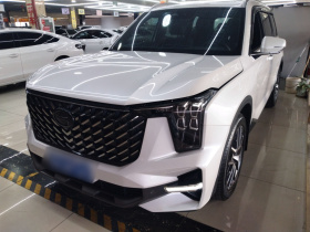 广汽传祺 传祺GS8 2022款 领航系列 2.0TGDI 四驱豪华智联版（七座）