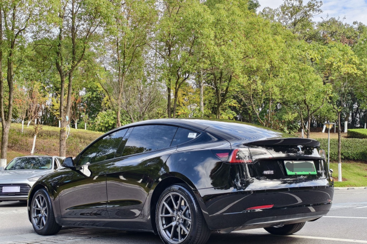 特斯拉 Model 3 2022款 后轮驱动版车身外观6005