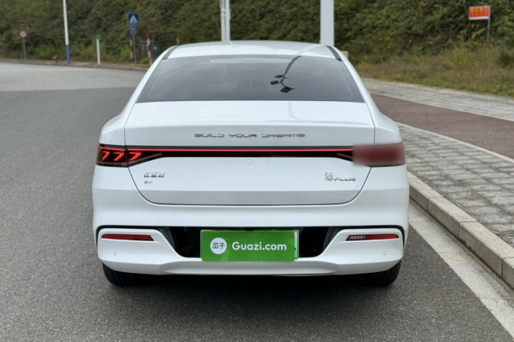 比亚迪 秦PLUS 2023款 EV 510KM 出行版车身外观6006