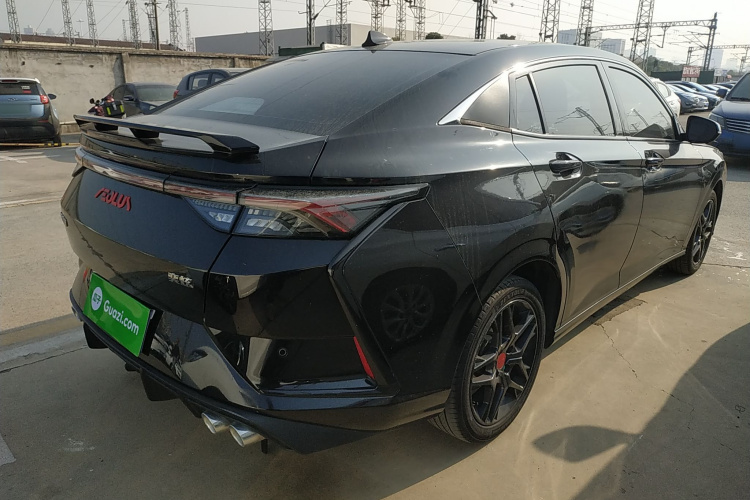 东风风神 奕炫 2021款 230T 自动追影骑士版车身外观6005