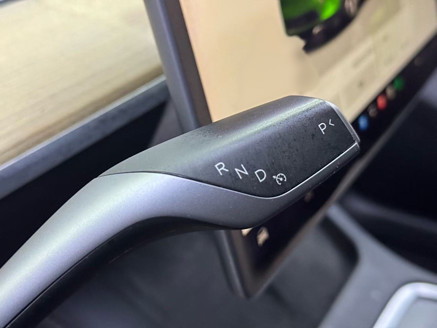 特斯拉 Model Y 2022款 长续航全轮驱动版