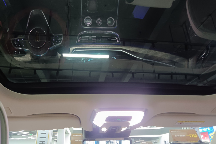 红旗H9 2020款 改款 2.0T 智联旗畅版中控内饰22