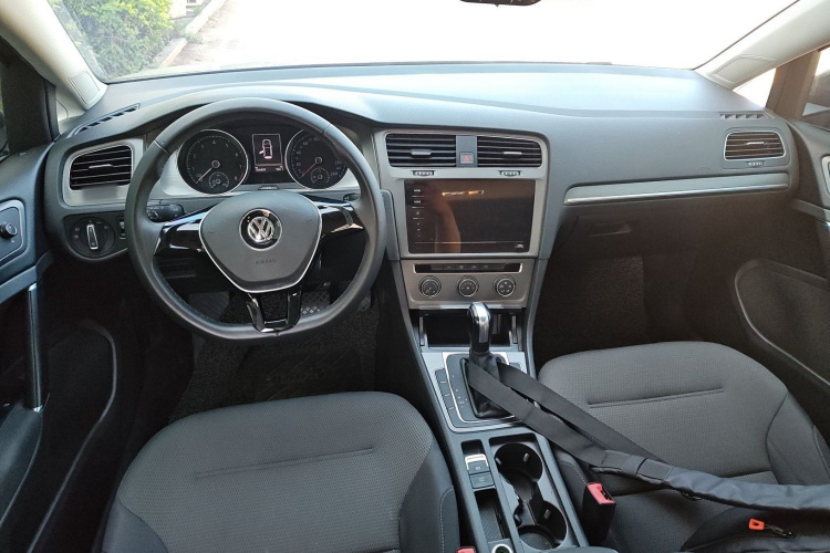 大众 高尔夫 2016款 1.6L 自动舒适型中控内饰12