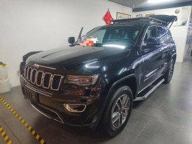Jeep 大切诺基(进口) 2020款 3.0L 专业导航版
