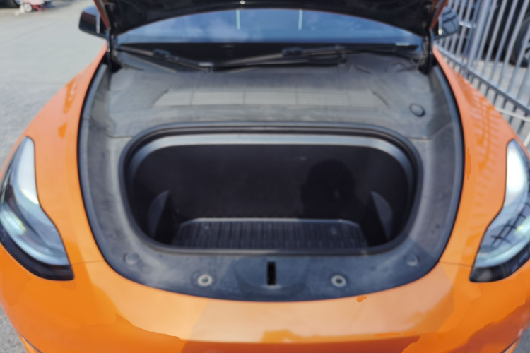 特斯拉 Model Y 2022款 后轮驱动版局部细节24