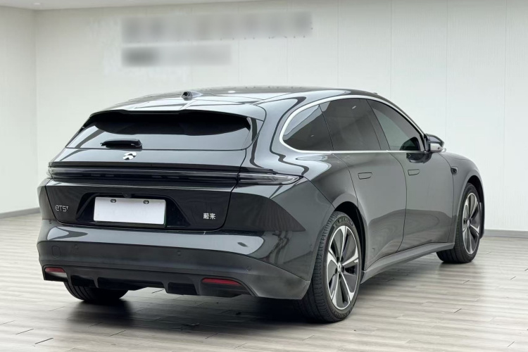 蔚来ET5T 2024款 75kWh Touring车身外观7
