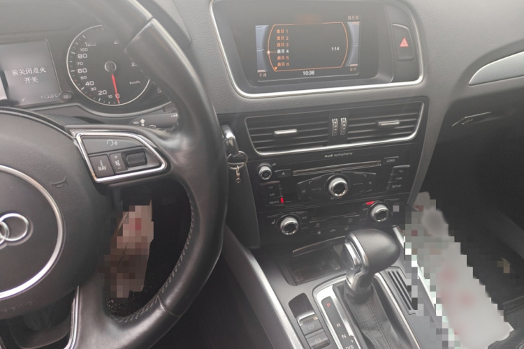 奥迪Q5 2016款 40 TFSI 技术型局部细节16