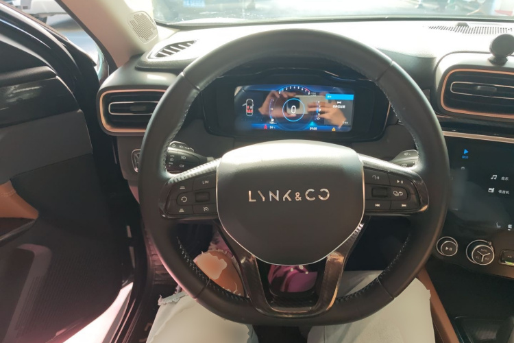 领克03 2018款 1.5TD DCT型版 国V中控内饰13