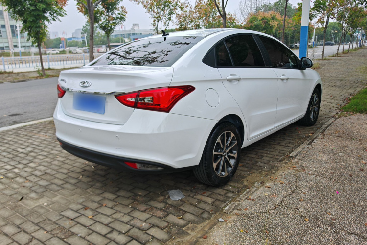 奇瑞 艾瑞泽5 2021款 PRO 1.5L CVT青春版车身外观6005