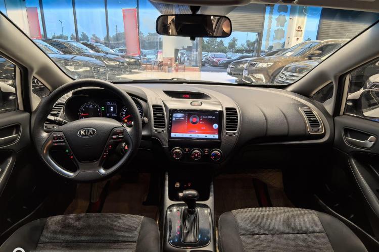 起亚K3 2016款 1.6L 自动GL局部细节9001