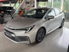 丰田 凌尚 2024款 2.0L 豪华版