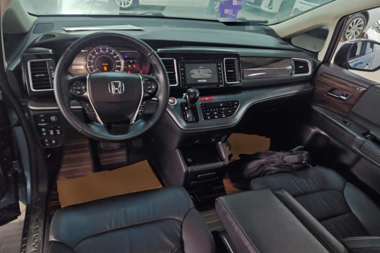 本田 艾力绅 2016款 2.4L 至尊版中控内饰12