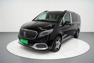 奔驰 威霆 2023款 2.0T 商务版 7座