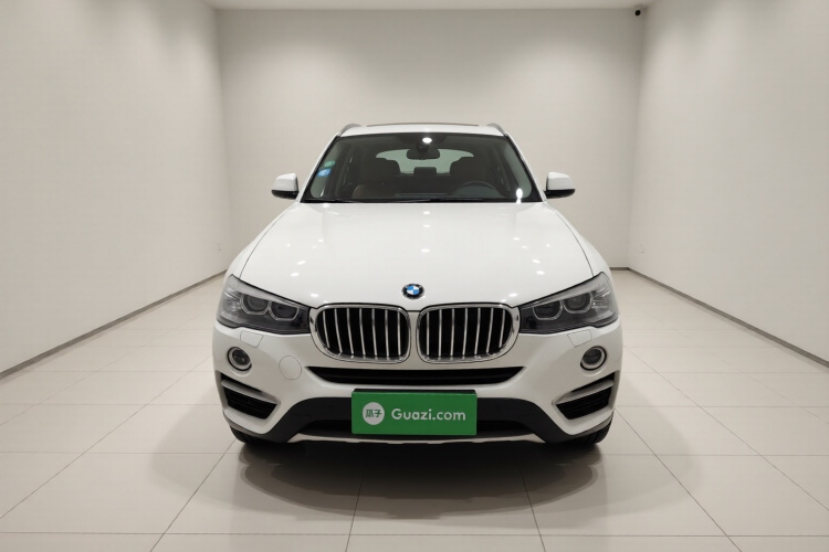 宝马X4 2014款 xDrive20i X设计套装车身外观2