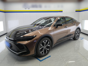 丰田 皇冠(进口) 2023款 2.5L SportCross HEV两驱尊贵版