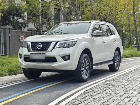 日产 途达 2020款 2.5L XL Upper 自动两驱豪华版