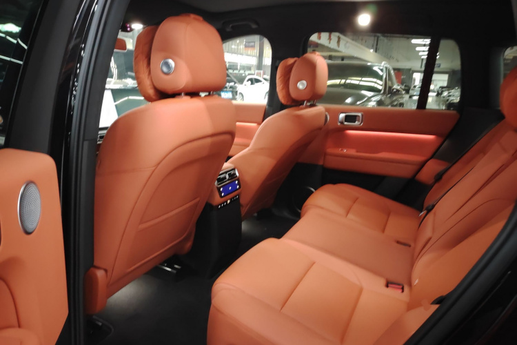 理想汽车 理想L6 2024款 Max中控内饰7004