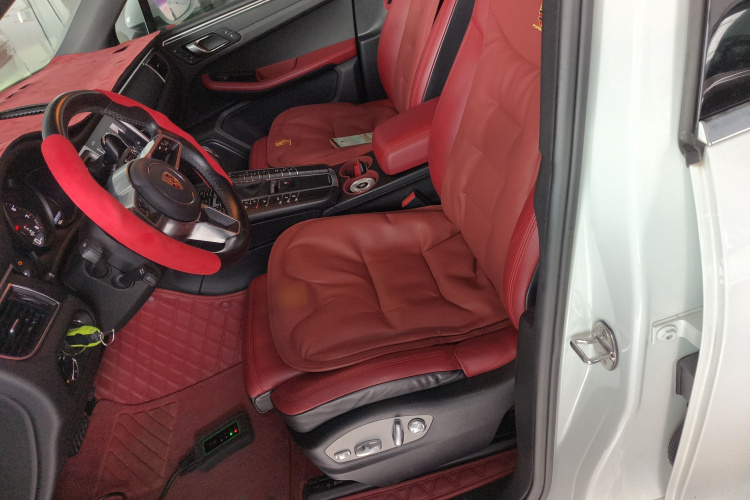 保时捷 2017款  Macan 2.0T中控内饰19