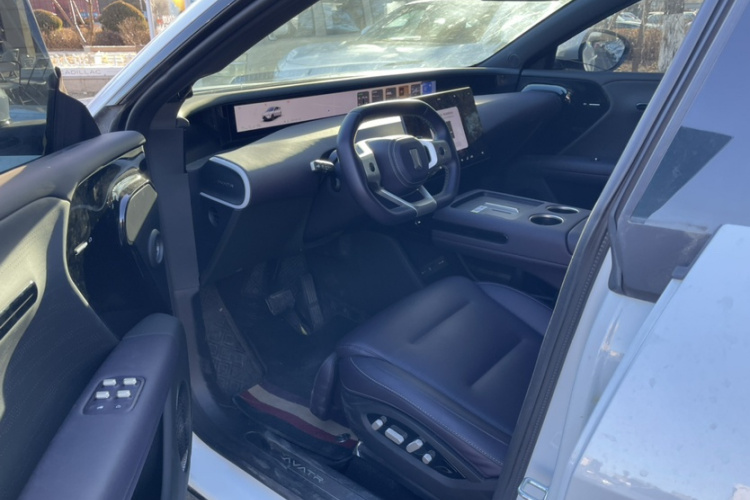 阿维塔11 2023款 鸿蒙版 智享升级款 90度 后驱版局部细节19