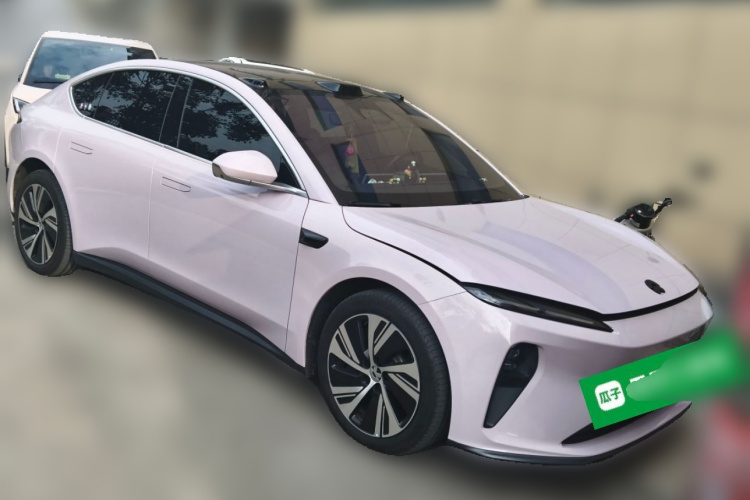 蔚来ET5 2024款 75kWh车身外观3