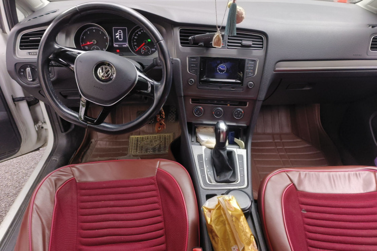 大众 高尔夫 2016款 1.6L 自动舒适型中控内饰12