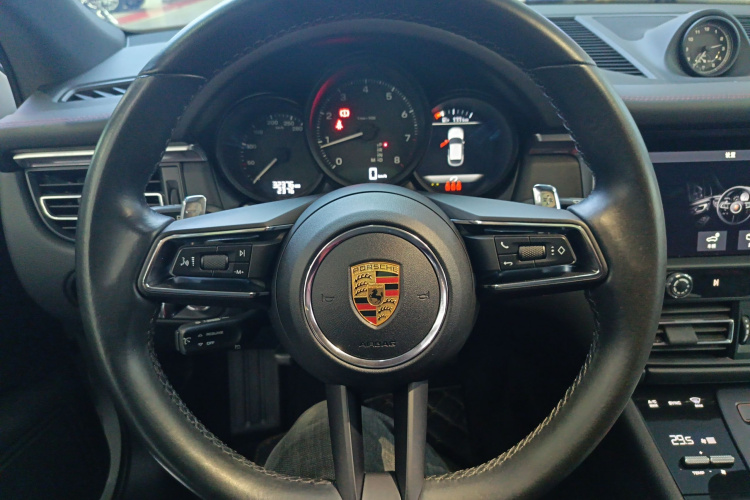 保时捷 2024款 Macan 2.0T中控内饰13