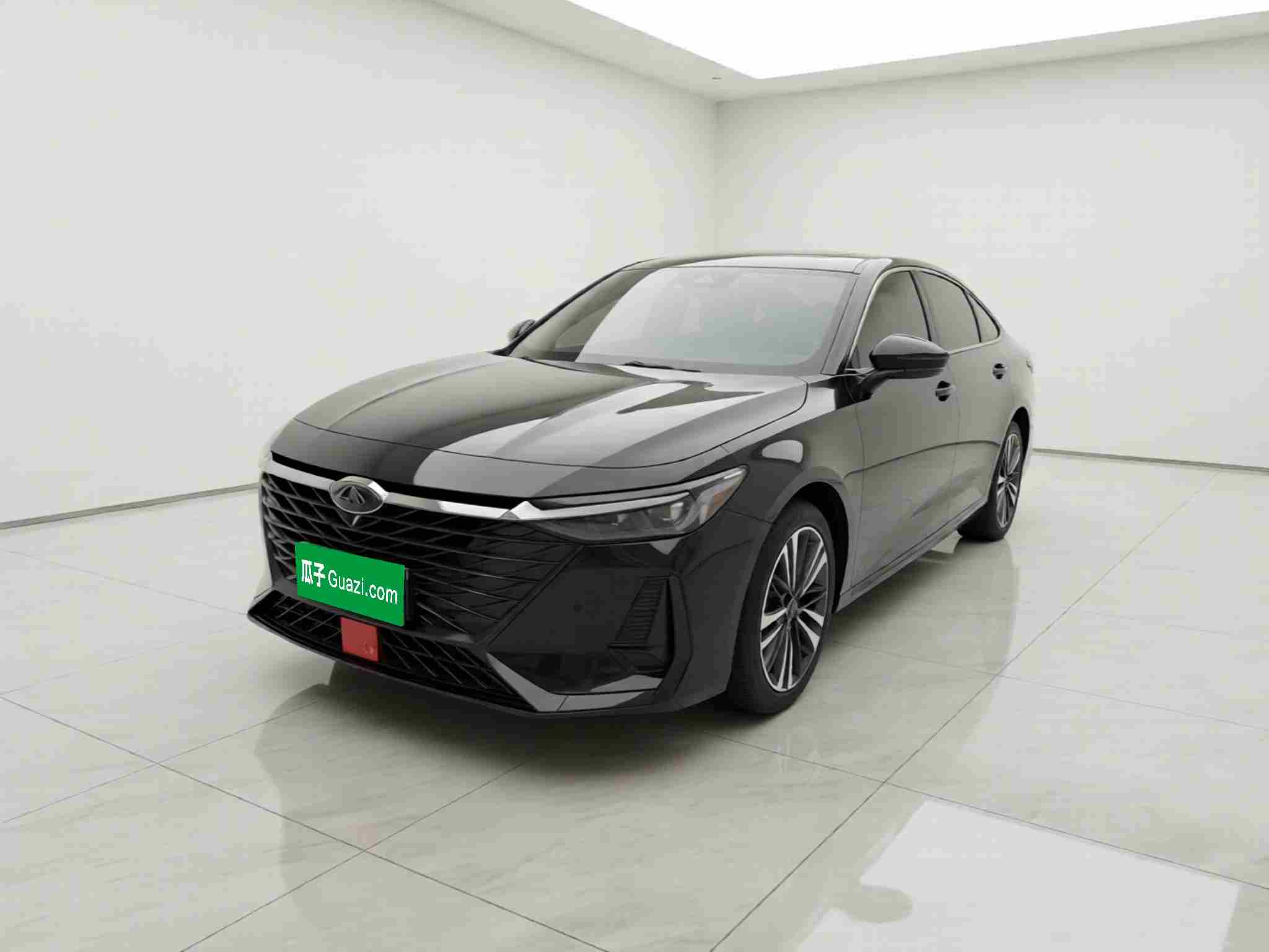 阜阳二手奇瑞艾瑞泽8 2023款，花紧凑型新车的钱买B级车的排面？