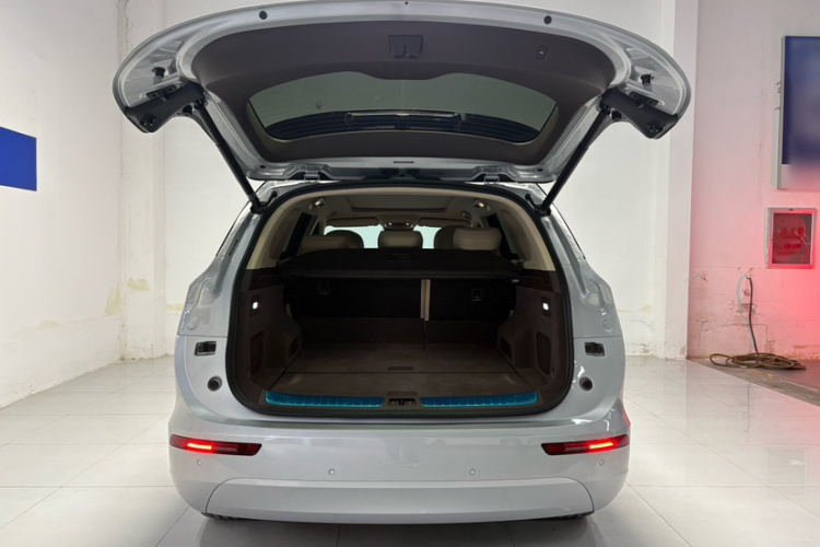 鸿蒙智行 问界M7 2024款 1.5T 智驾四驱Max版 5座局部细节23