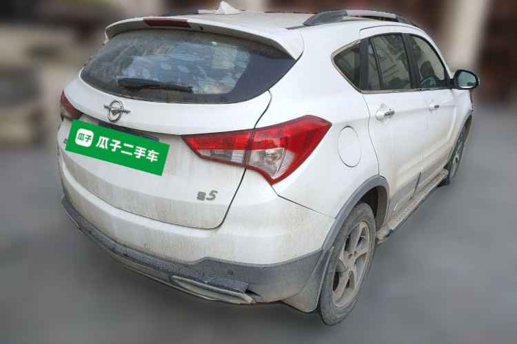 海马S5 2015款 1.5T CVT旗舰型车身外观6005