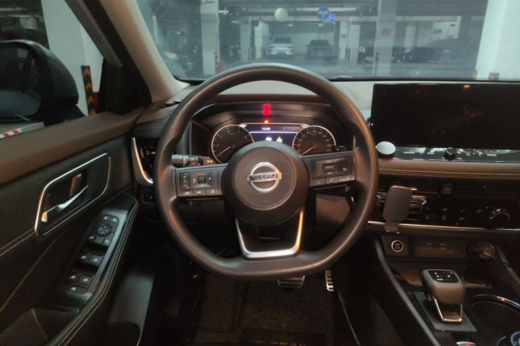 日产 奇骏 2021款 VC-Turbo 300 CVT 2WD舒适版局部细节13