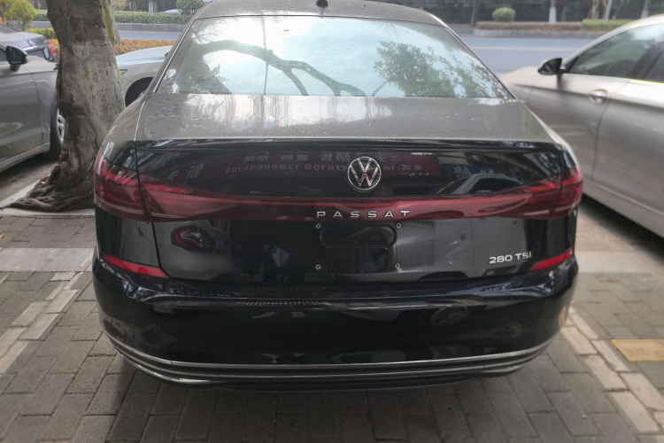 大众 帕萨特 2022款 280TSI 商务版车身外观6