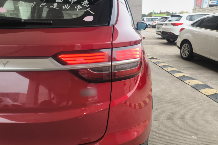 吉利汽车 缤越 2019款 260T DCT游侠 国V车身外观9