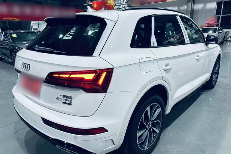 奥迪Q5L 2023款 40T 豪华动感型车身外观6004