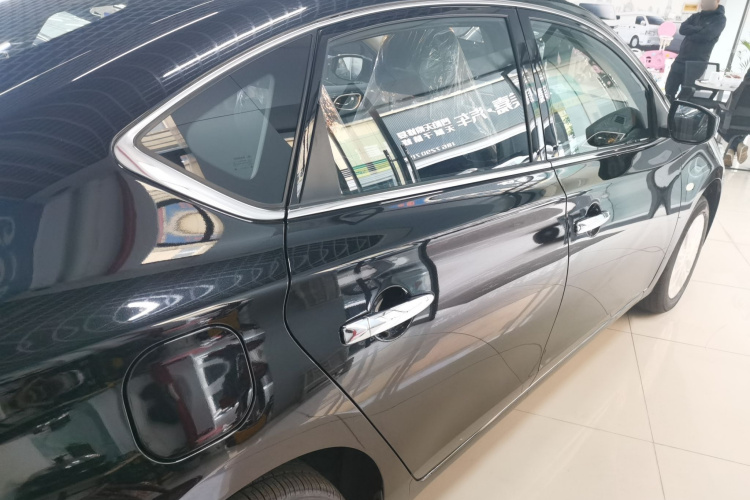 日产 轩逸 2024款 改款三 经典 1.6XE CVT舒适版车身外观6003