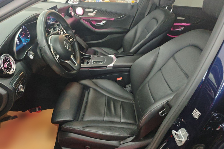 奔驰C级 2019款 改款 C 260 L 运动版局部细节19