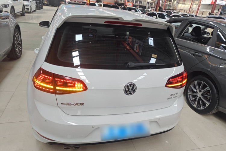 大众 高尔夫 2016款 1.4TSI 自动R-Line车身外观6