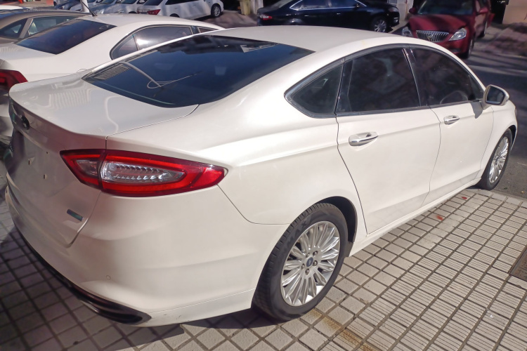 福特 蒙迪欧 2013款 2.0L GTDi200时尚型车身外观6005