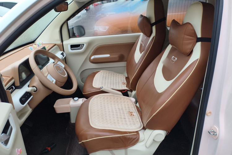 五菱汽车 宏光MINIEV 2024款 第三代 215km 进阶版中控内饰19